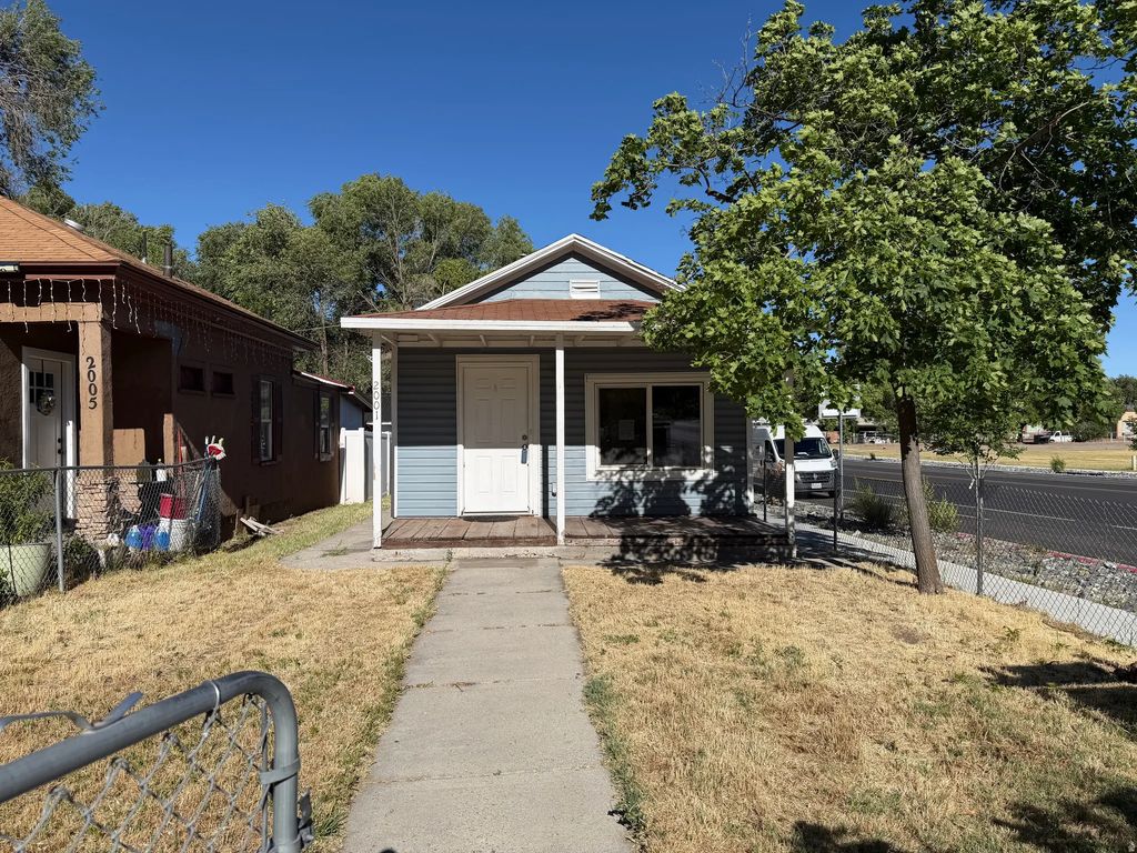 2001 Jackson Ave, Ogden