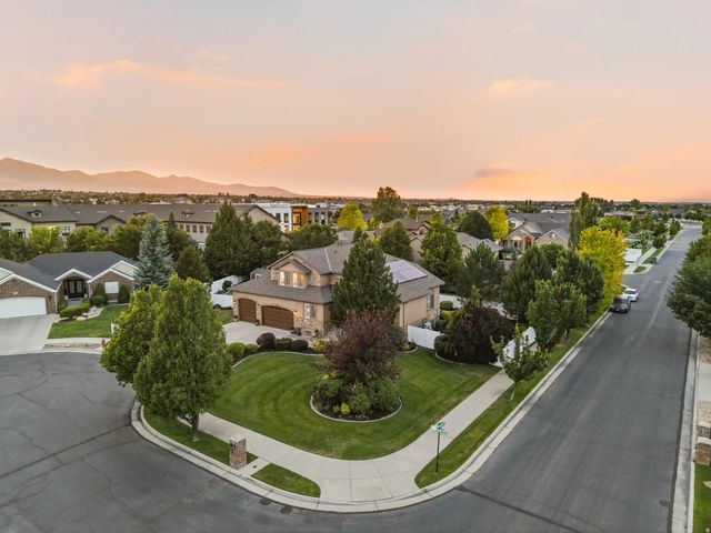 3288 W Ephraim Cir S, South Jordan