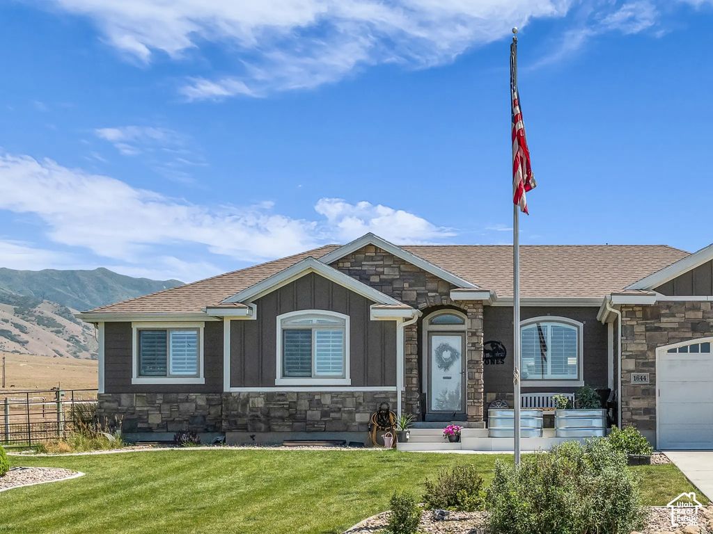 1644 E Arrowhead Ln, Erda