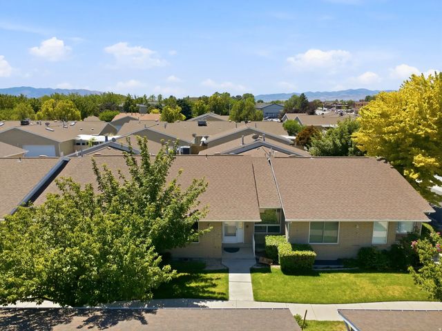 10157 Cornerstone Dr 120, South Jordan