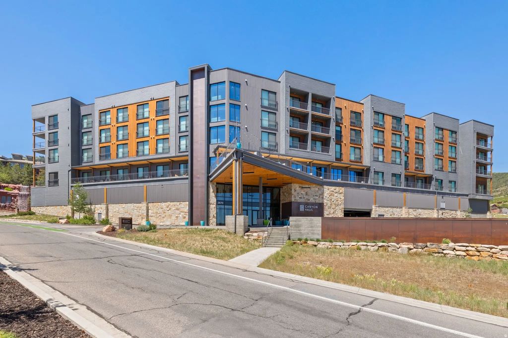 2670 Canyons Resort Dr 228, Park City