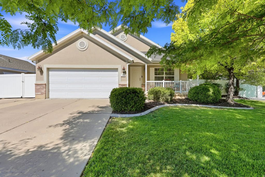 8462 S Oak Farm Dr W, West Jordan