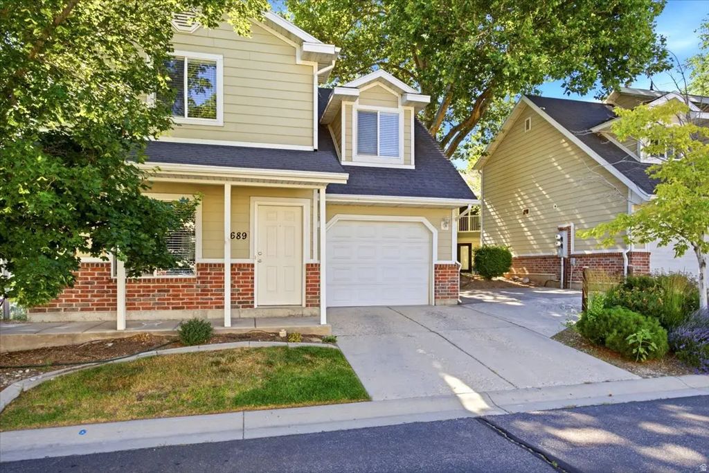 1689 S 1055 E, Ogden
