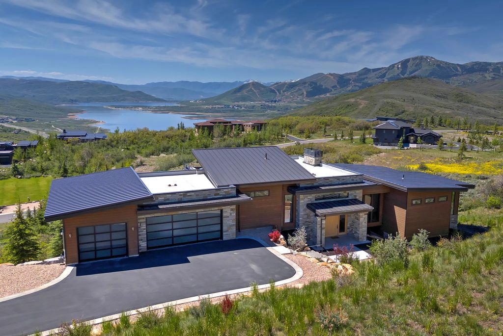 303 W Peace Tree Trl, Kamas