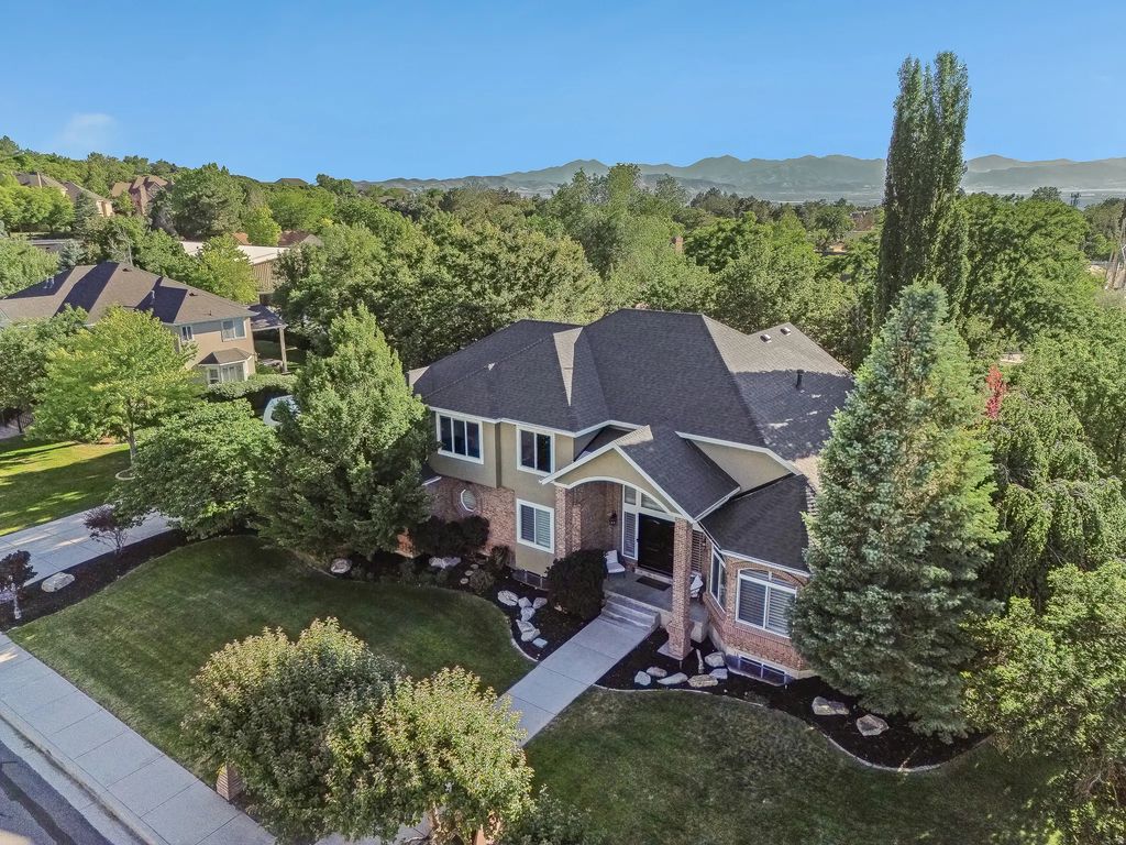 10664 S Trailridge Cir, Sandy