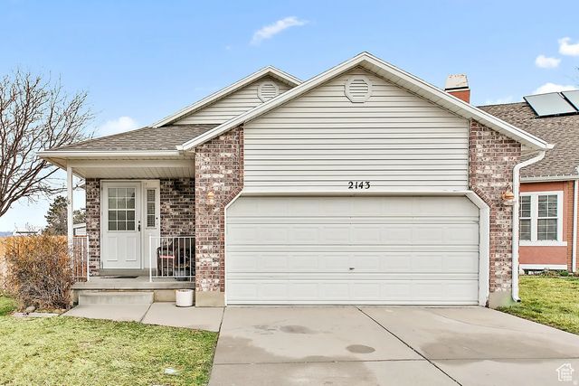 2143 E Alta Cove Cir, Sandy