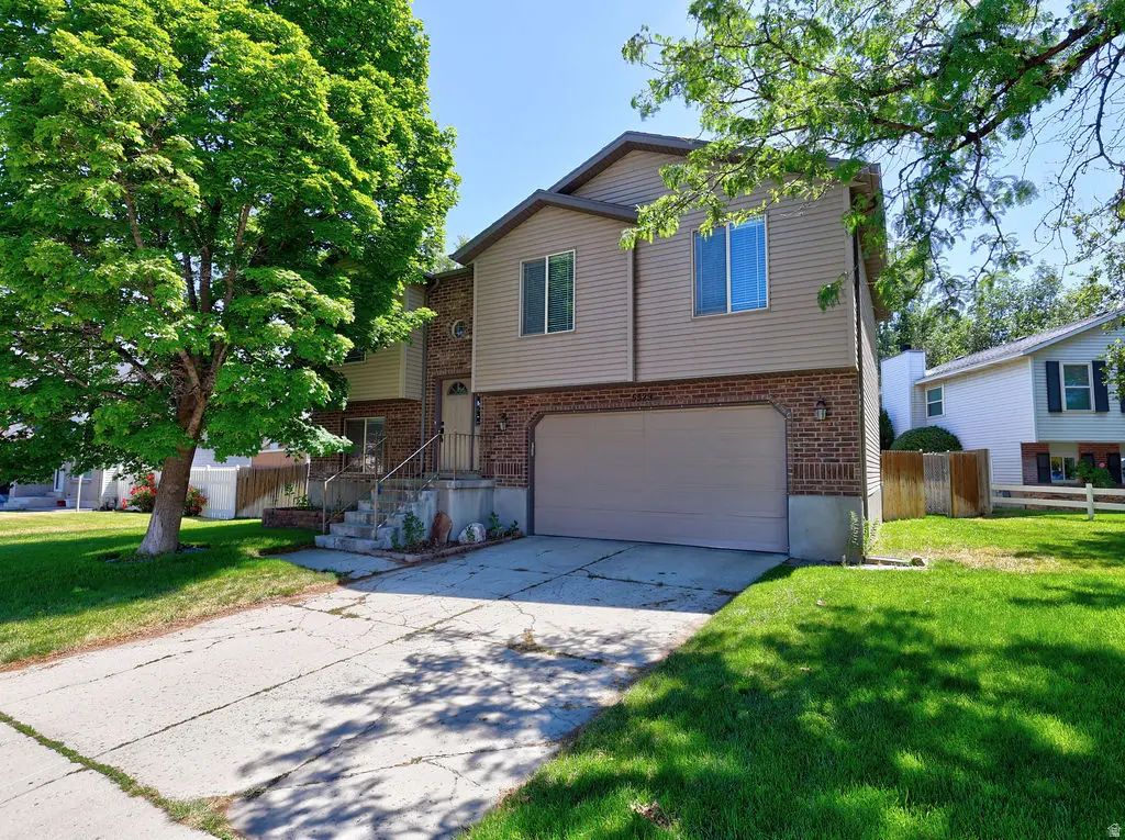 5529 S Harvey Hts, Taylorsville
