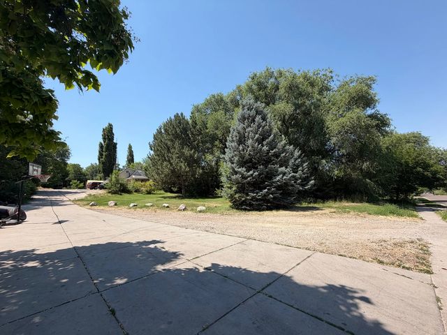 679 3rd St, Ogden