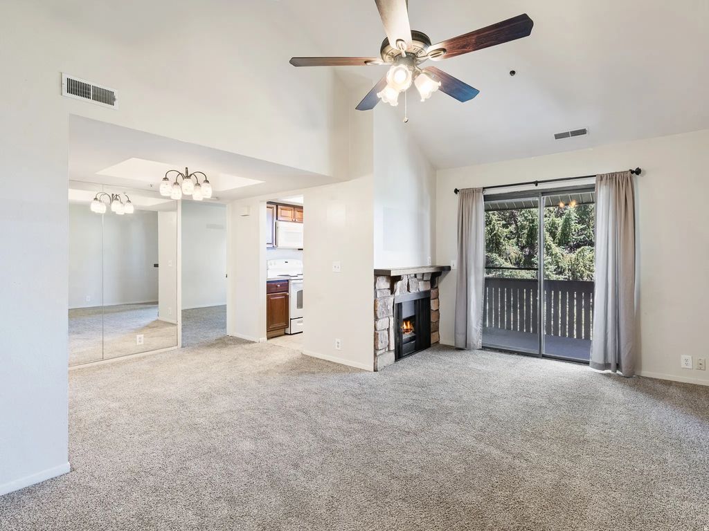 7065 North 2200 W 2f, Park City