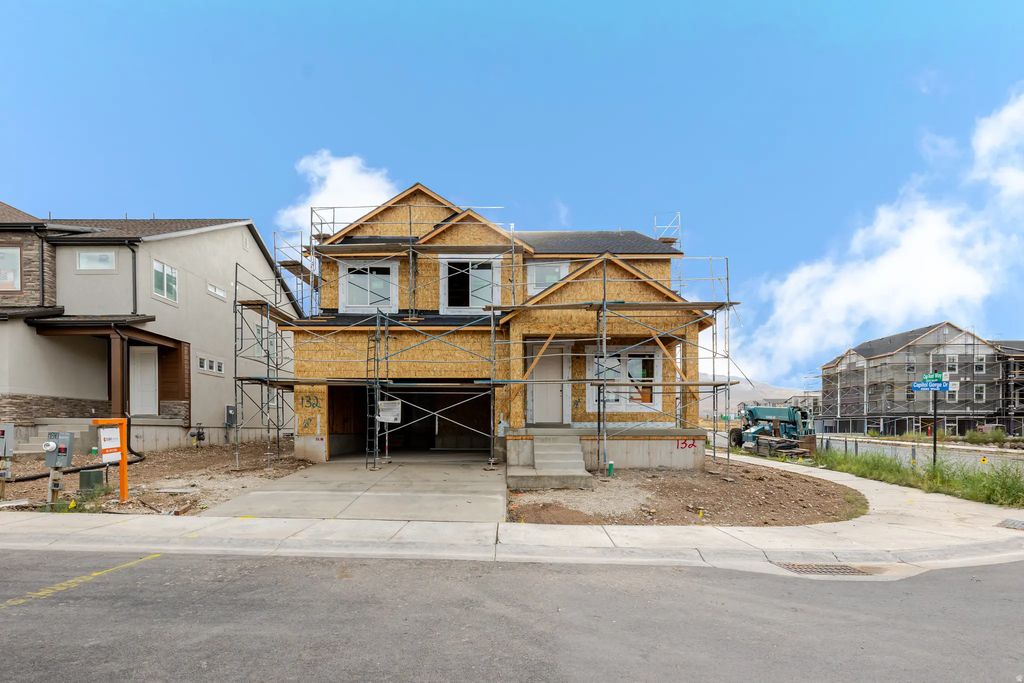 12746 S Capitol Gorge Dr 132, Herriman