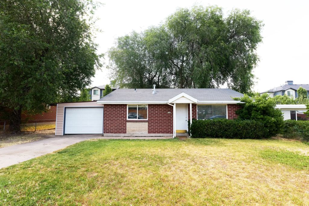 1504 N Reid Dr, Layton