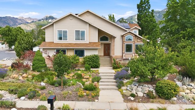 10043 S Granite Crest Ln, Sandy