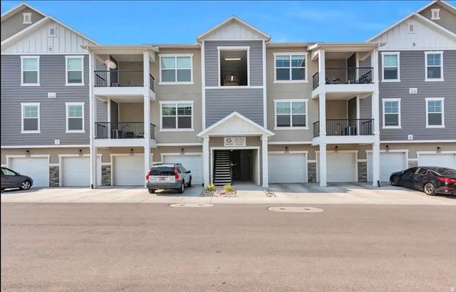 4234 W Mckellen Dr 102, Herriman