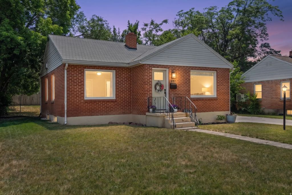 697 37th St, South Ogden