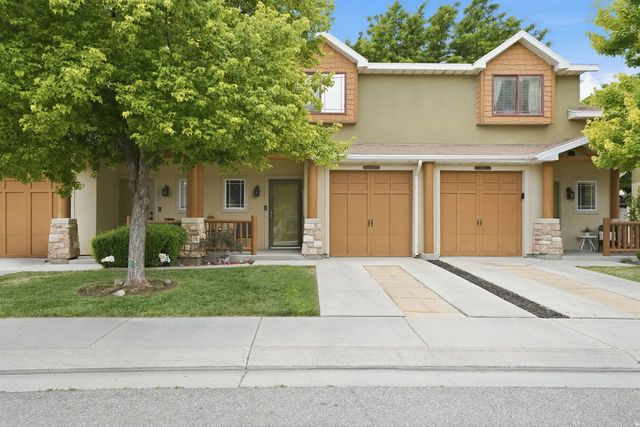 6714 S Pines Way, West Jordan