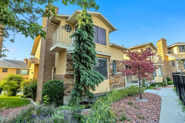 1102 E Loch Lomond Way, Millcreek