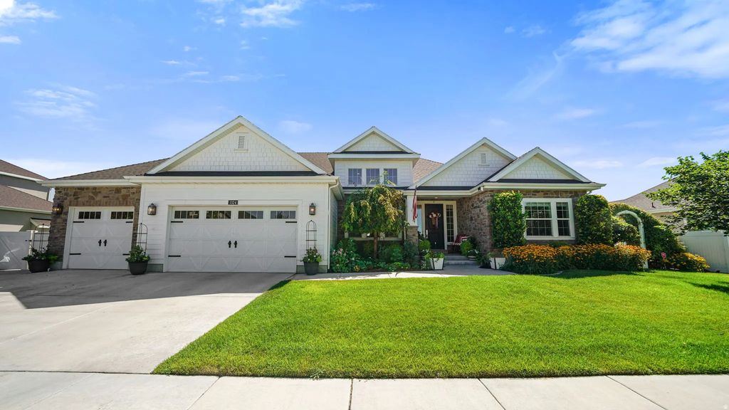 1324 N 3200 W, Provo