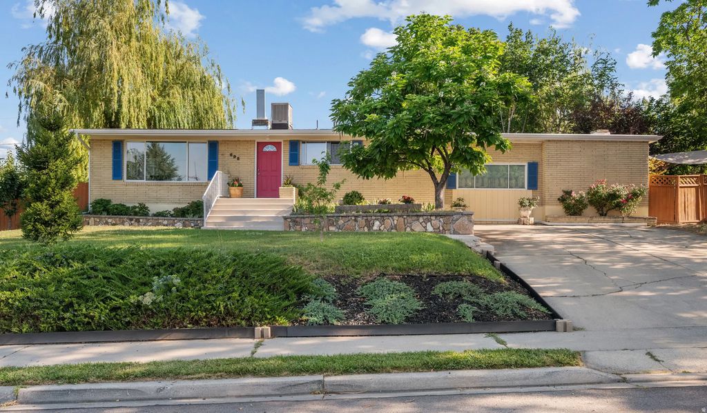 695 E 3950 N, Provo