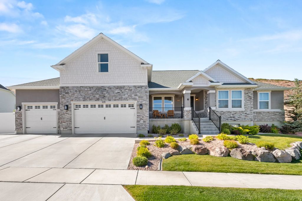 528 W Autumn Hills Blvd, Lehi