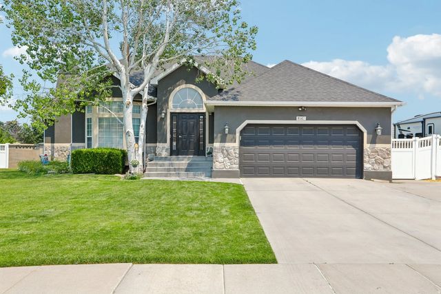9567 S Misty Oaks Cir, South Jordan