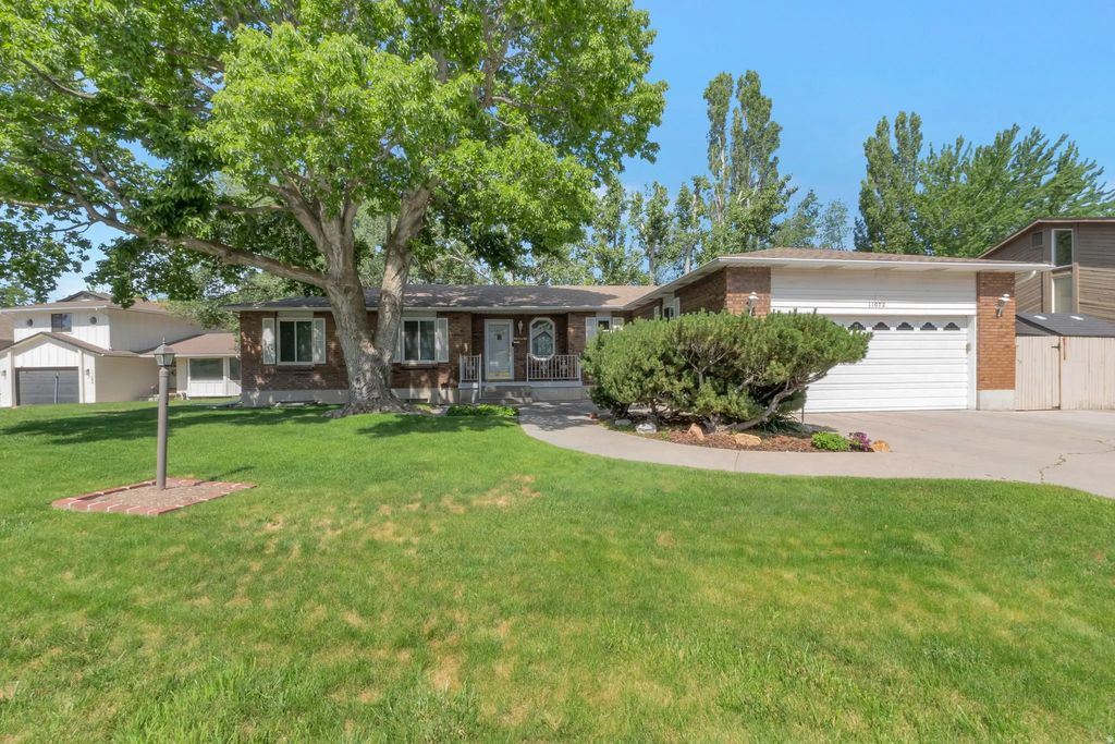 11072 S Windy Peak Ridge Dr E 32, Sandy