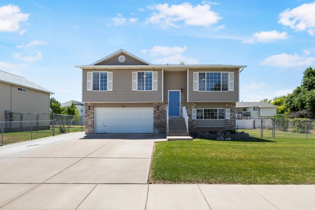 311 W 1850 S, Clearfield