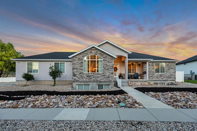 14087 S Lightening Peak Dr W, Riverton