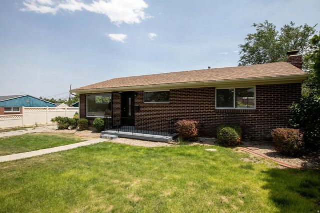 3381 S 7615 W, Magna