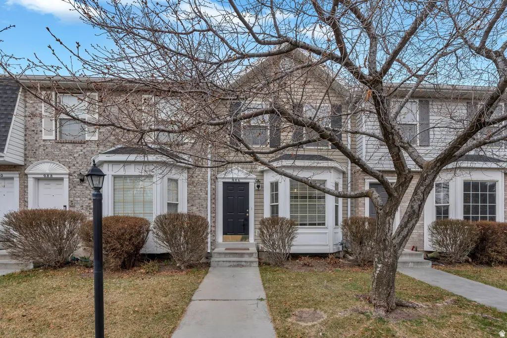 986 N Independence Ave, Provo