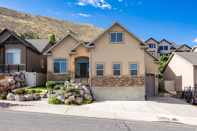 258 E Red Leaf Dr, Draper
