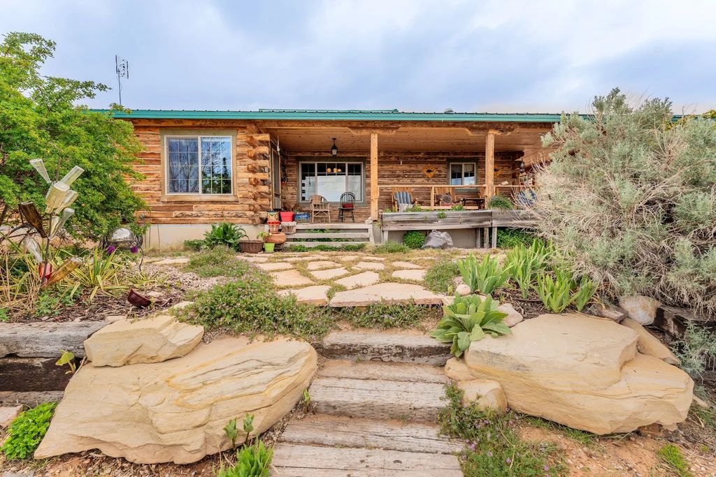 5971 N 3375 W, Vernal