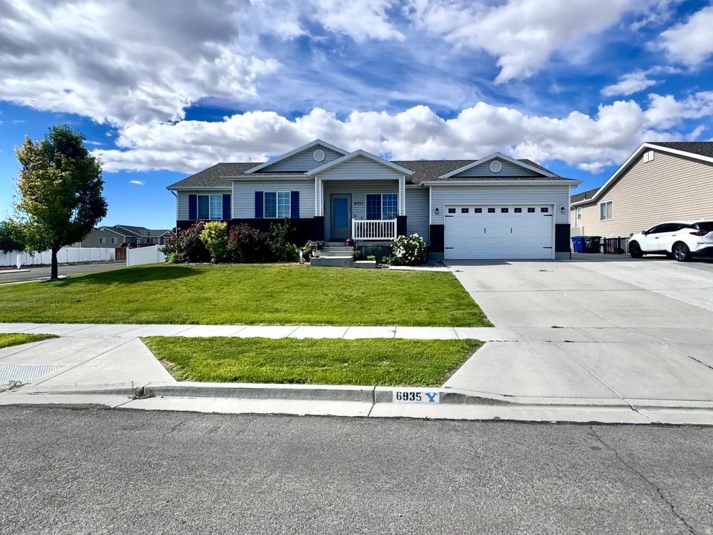 6935 W Dalmation St, West Valley City