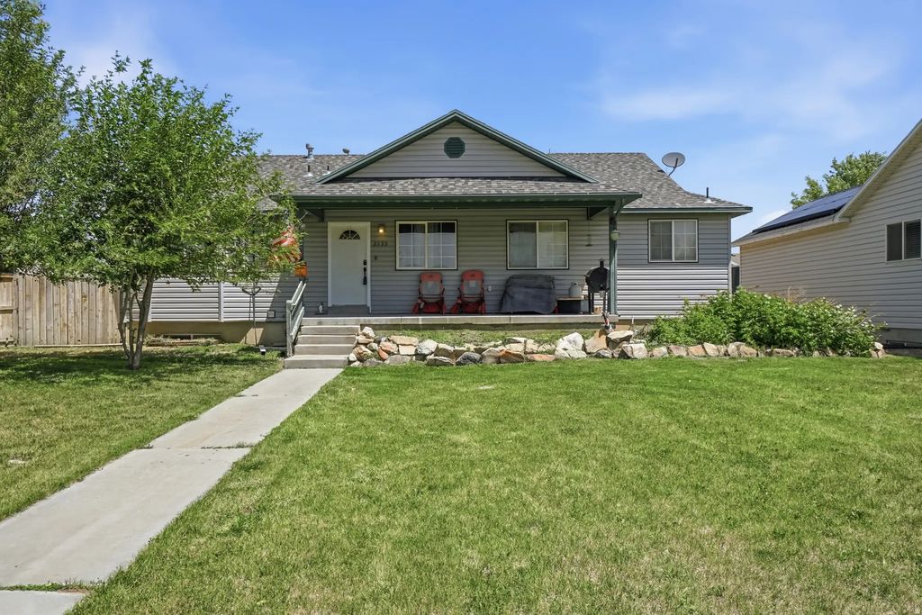 2135 E White Pine Rd, Eagle Mountain