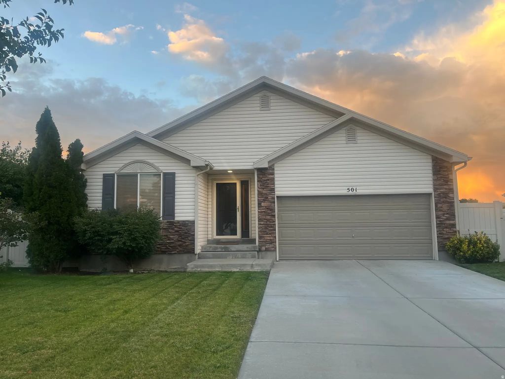 501 W 670 N, Tooele