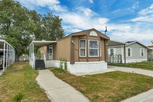 7116 W Bendixon Dr S 11, West Valley City