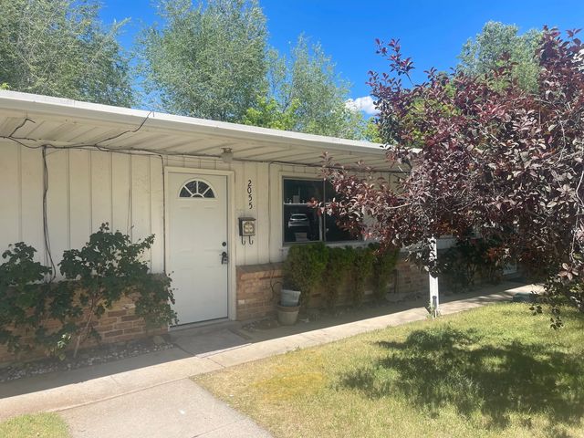 2055 E 3335 S 19, Salt Lake City