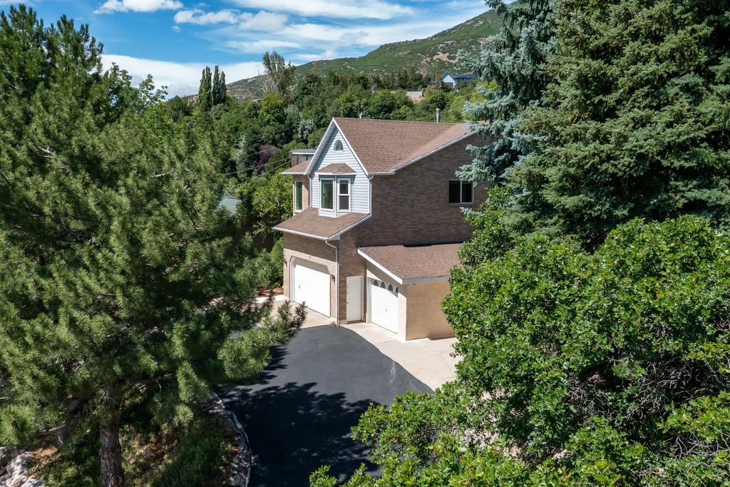 6368 Bybee, Uintah