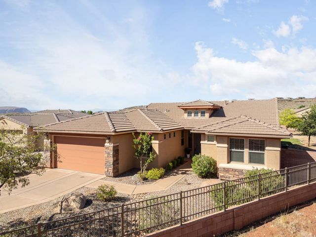2906 E Autumn Rose Dr, Washington