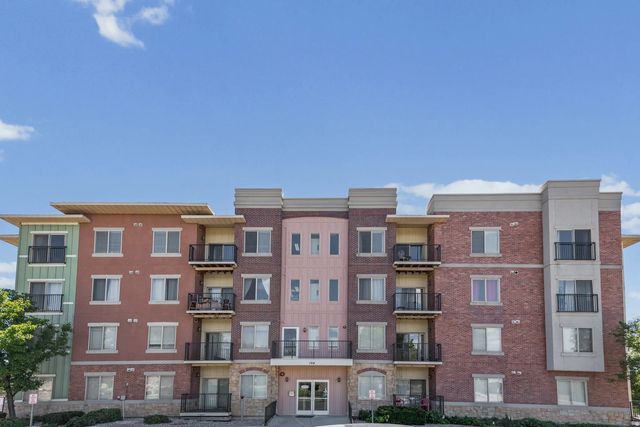194 W Albion Village Way 105, Sandy