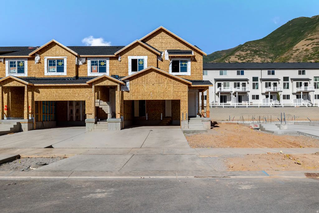 5263 S Plum Ln 775, Mapleton