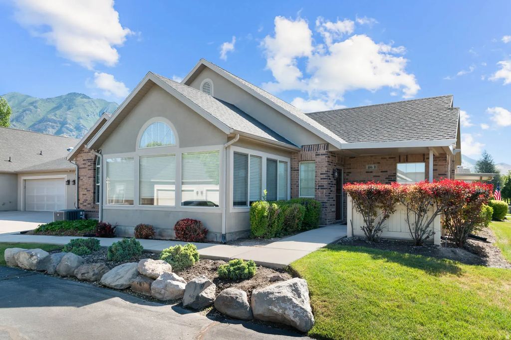 486 W 300 S B, Springville