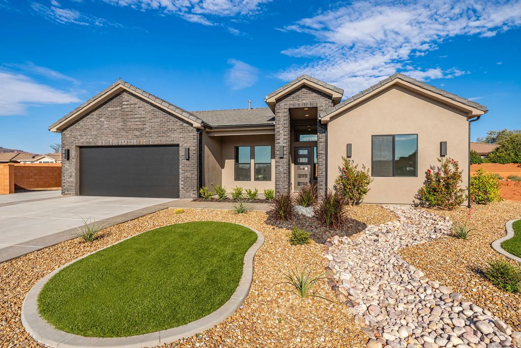 525 Serenity Cir 8, Ivins