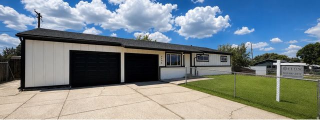4996 S 4015 W, Taylorsville