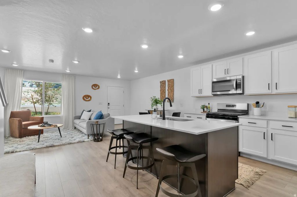 2153 N Glacier Ln E 221, Heber City