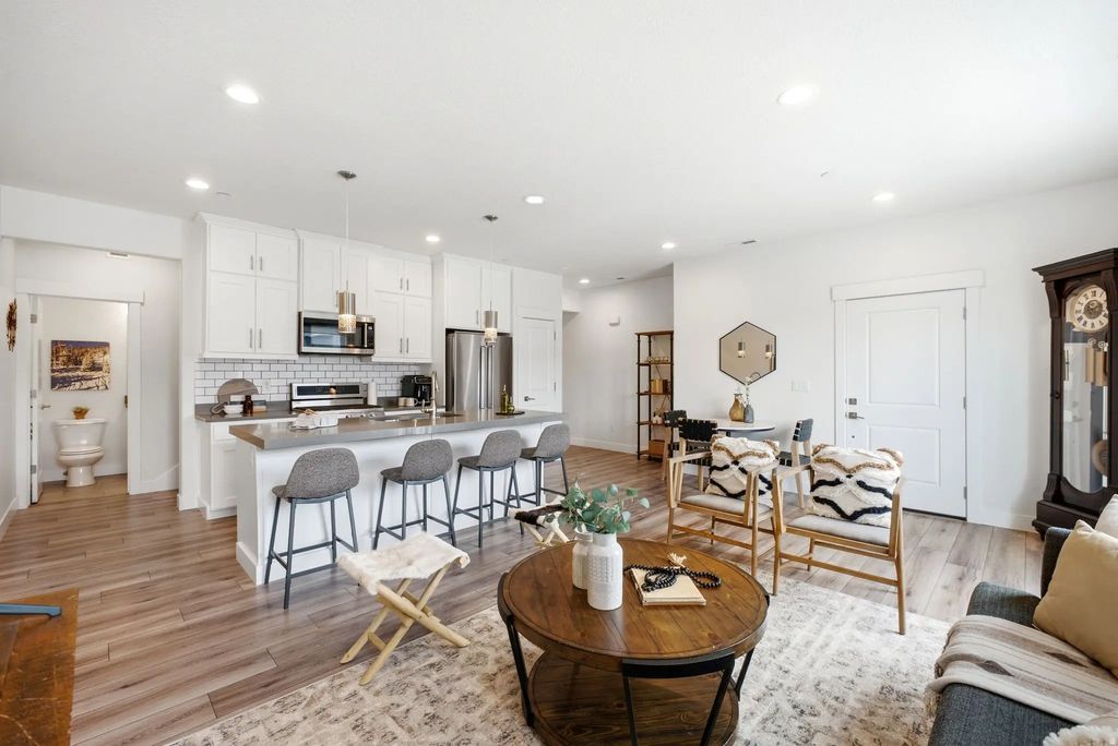 3355 Santa Fe Rd, Park City