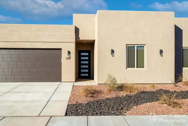 3188 S 4900 W, Hurricane