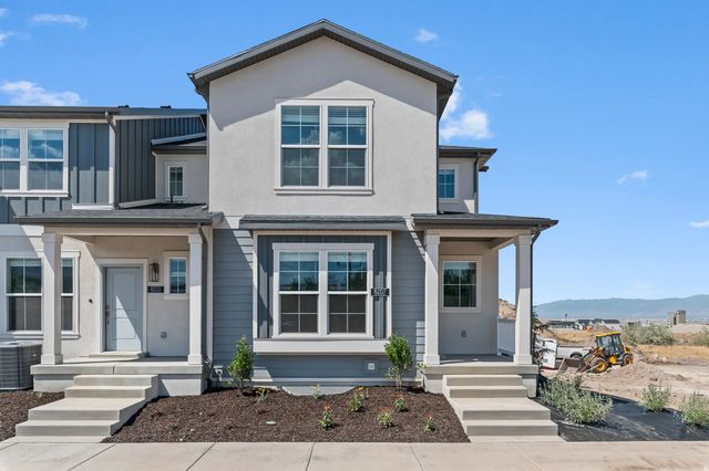 8207 W Madison Peak Way, Magna