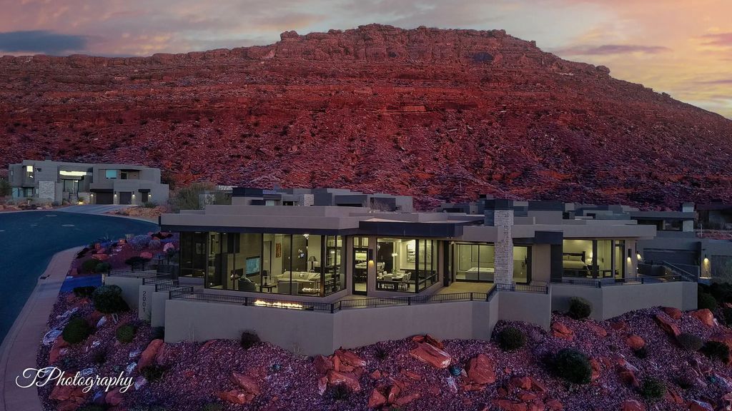 2001 W Grayhawk Cir W, St. George