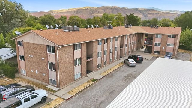 768 N Redwood Rd 14, Salt Lake City