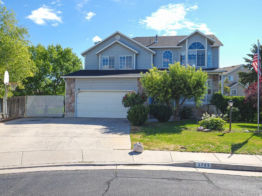 3743 Pear Apple Cir, Salt Lake City